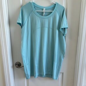 Lululemon swiftly tech short sleeve 2.0 color icing blue